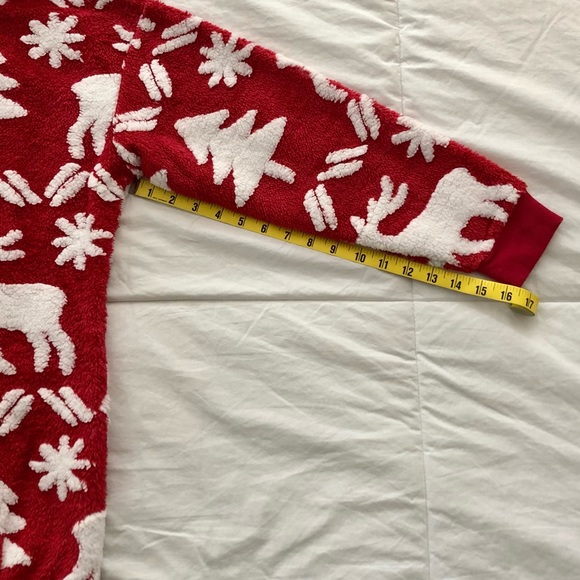 Vera Bradley Women’s Holiday Fleece Hoodie - Picture 2 of 7